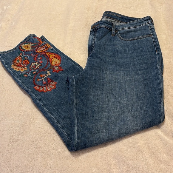 Chico’s So Slimming Girlfriend Slim Leg Ankle Embroidered Fall Floral 12R/2R - Picture 2 of 8